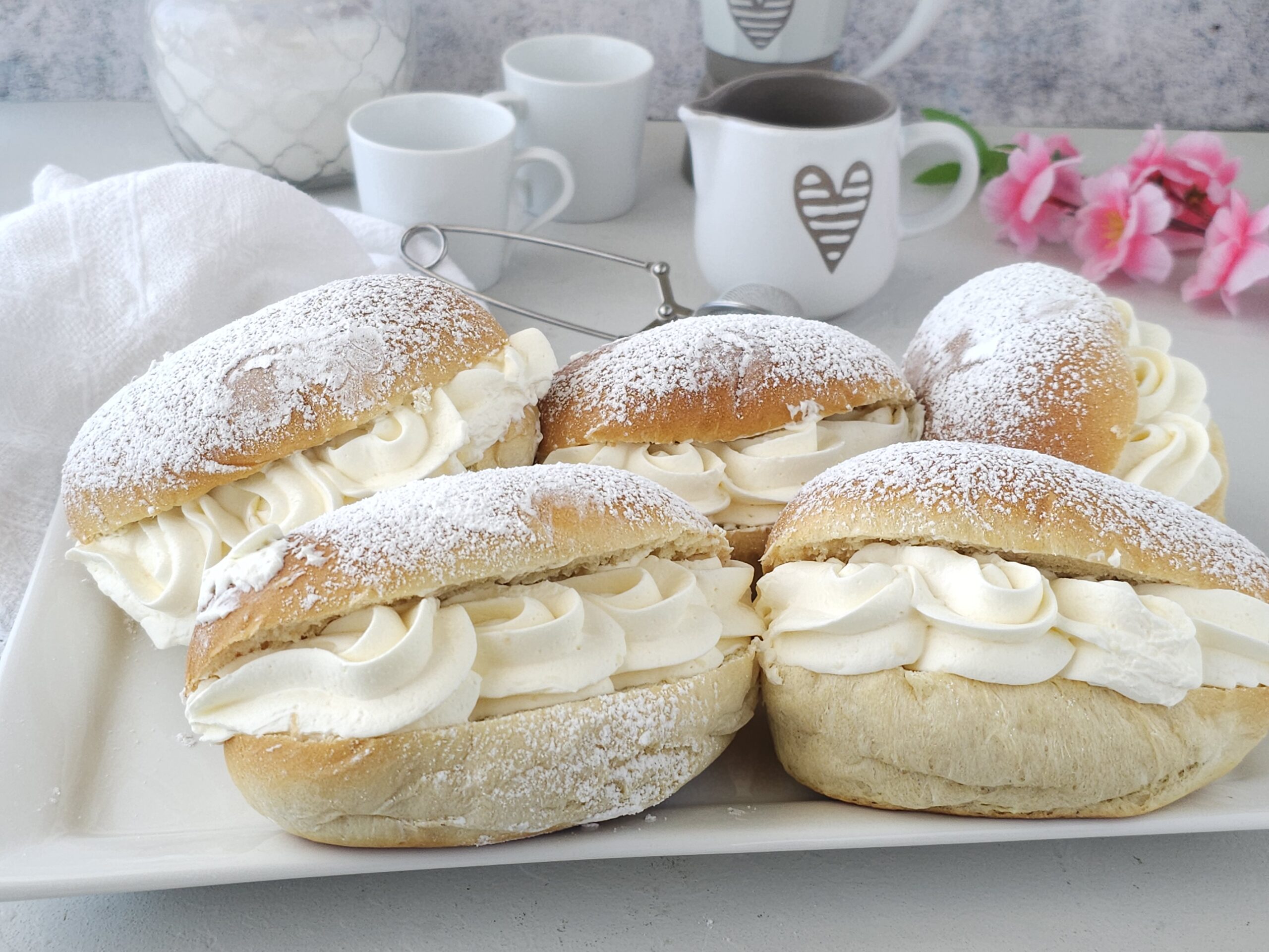 Messina Viennese, Brioche with Diplomatic Cream
