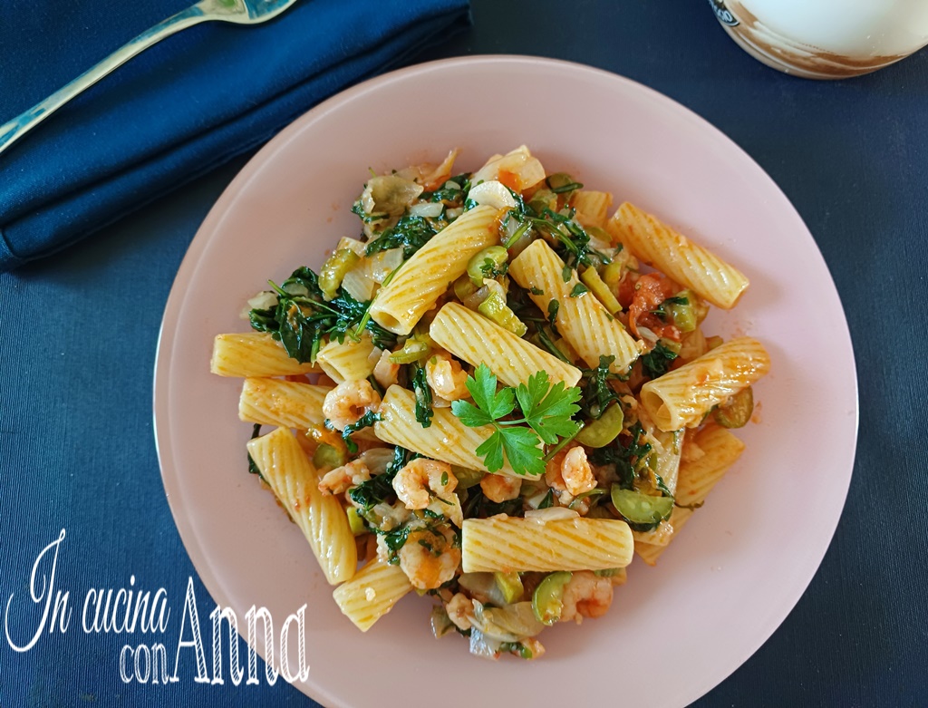 Pasta with Zucchini, Shrimp, and Arugula