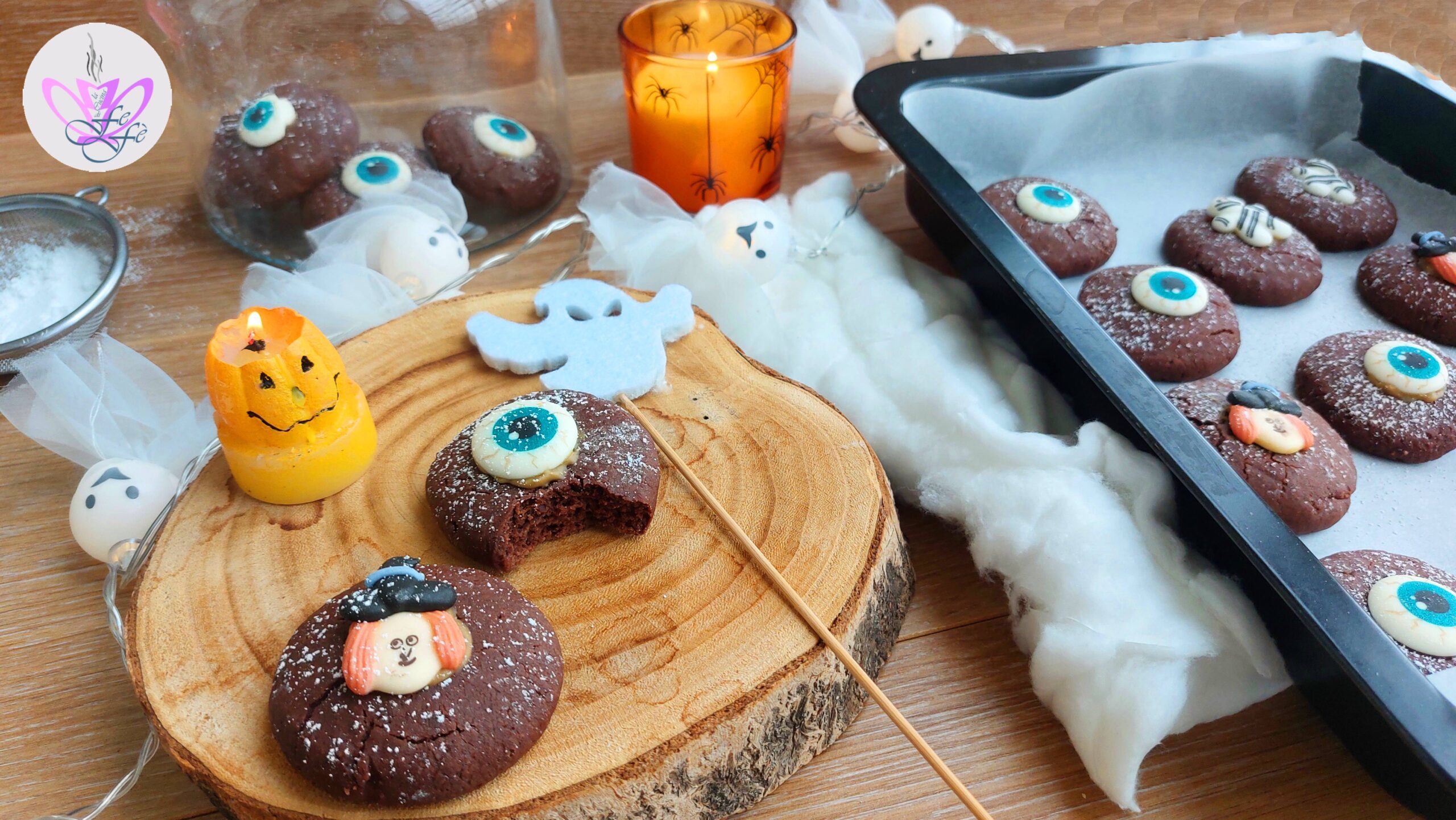 HALLOWEEN DUNKING COOKIES