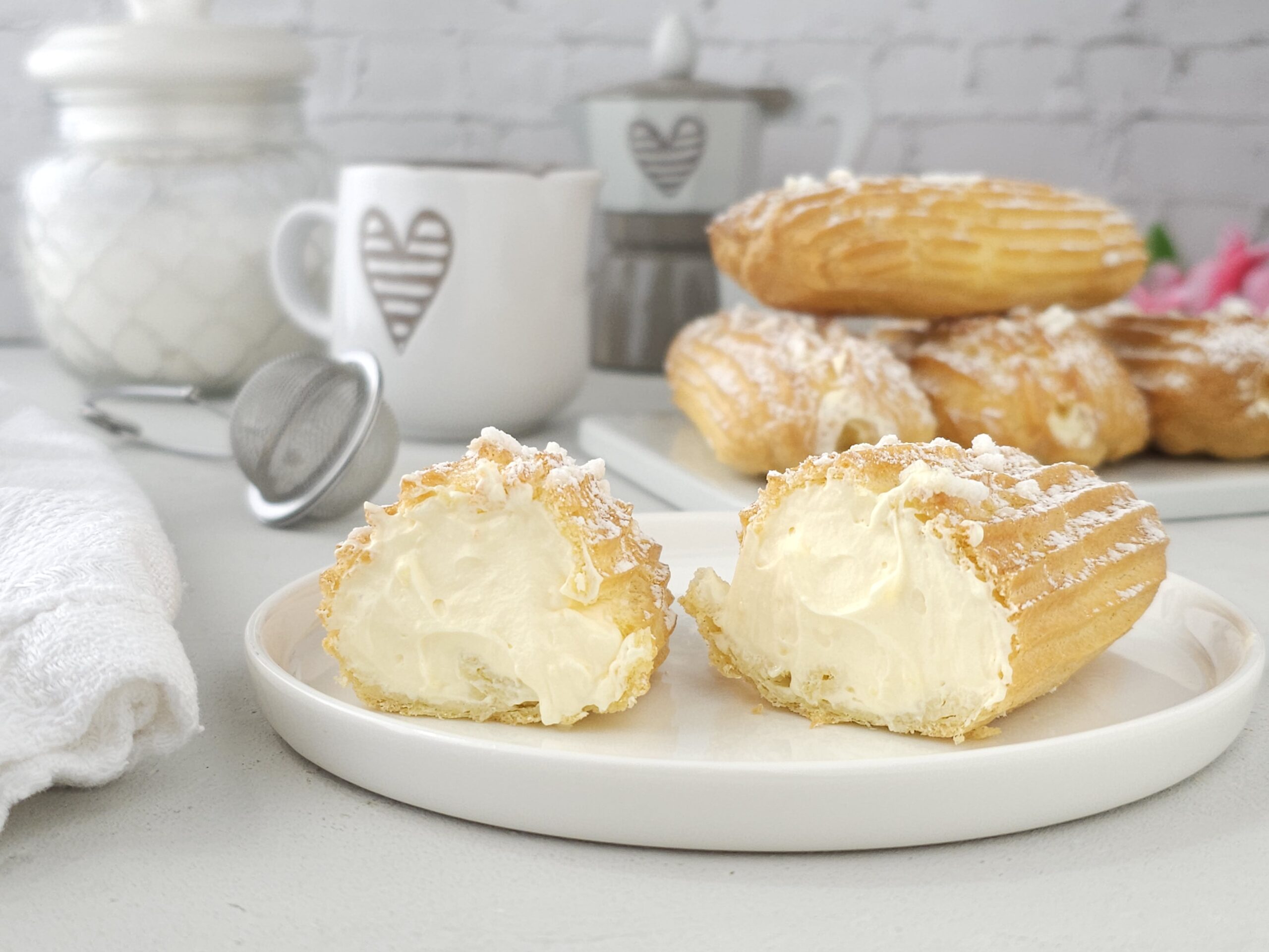 Cream-Filled Sbrodoloni