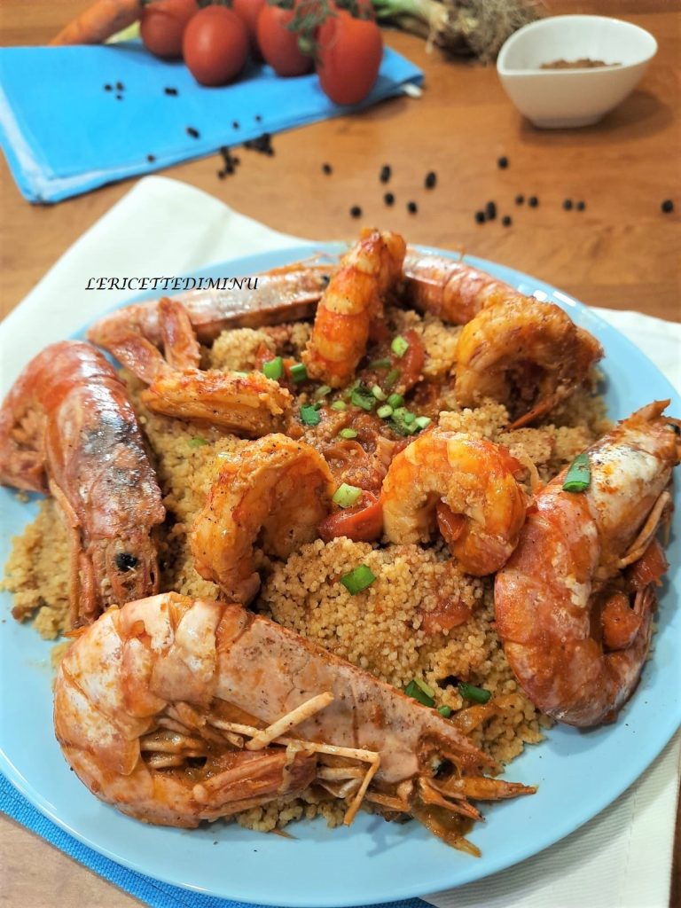 Couscous with shrimp and cherry tomatoes