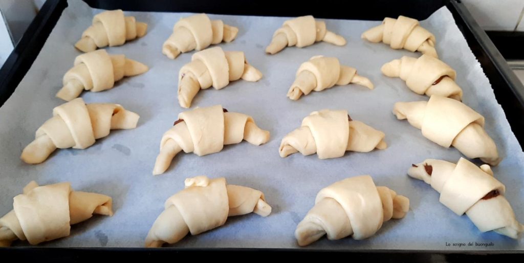 Quick Croissants Without Proofing