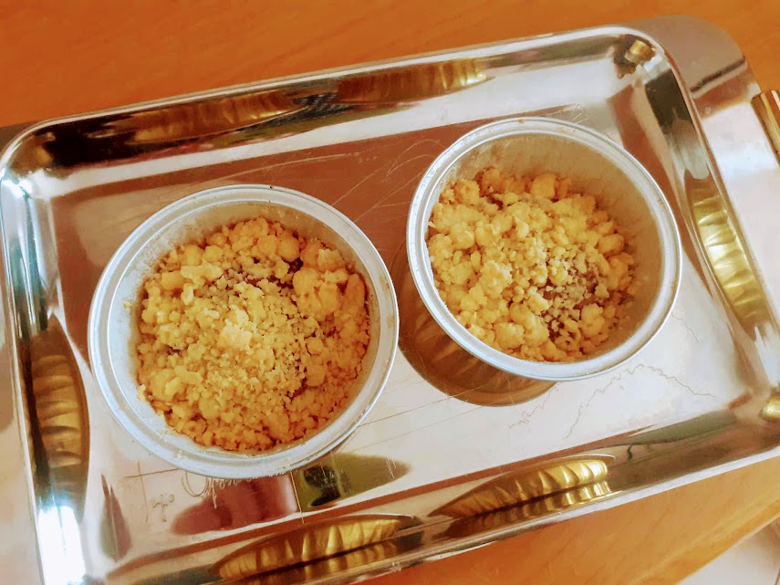 Delicious Nutella Crumble Mini Cakes Easy Recipe