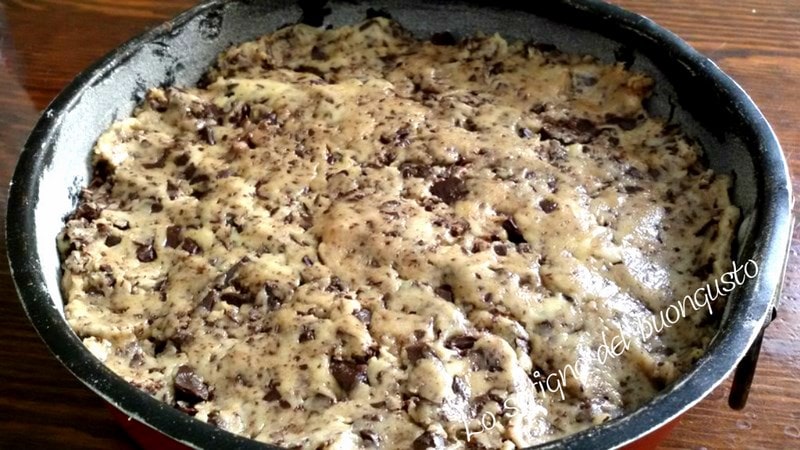 Super Delicious Cookie Cake