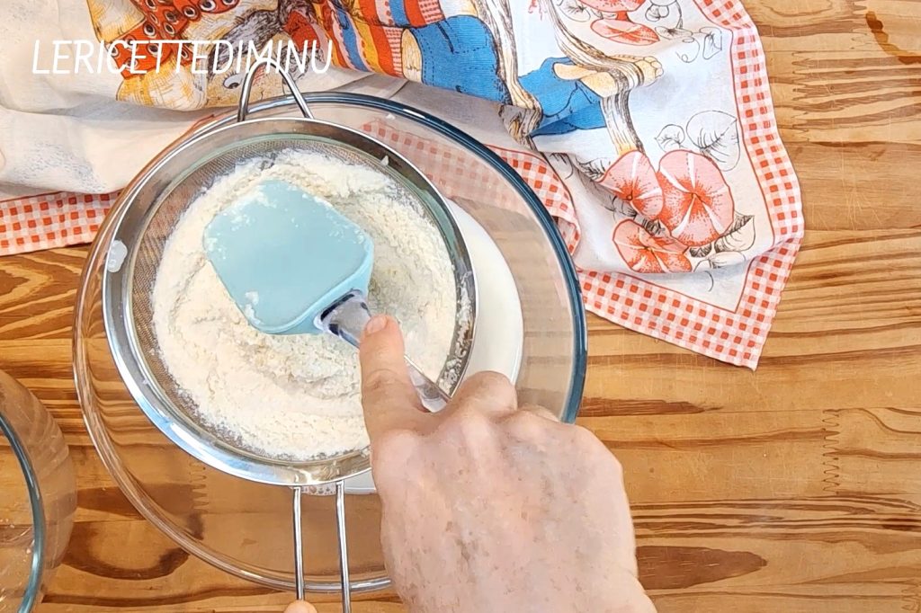 Unsweetened almond milk