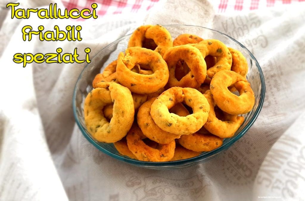 Crispy Spiced Tarallucci