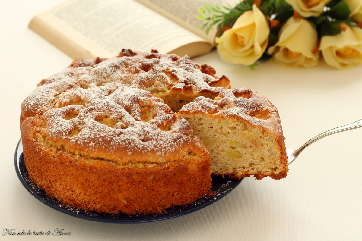 Apple and Walnut Cake without Butter
