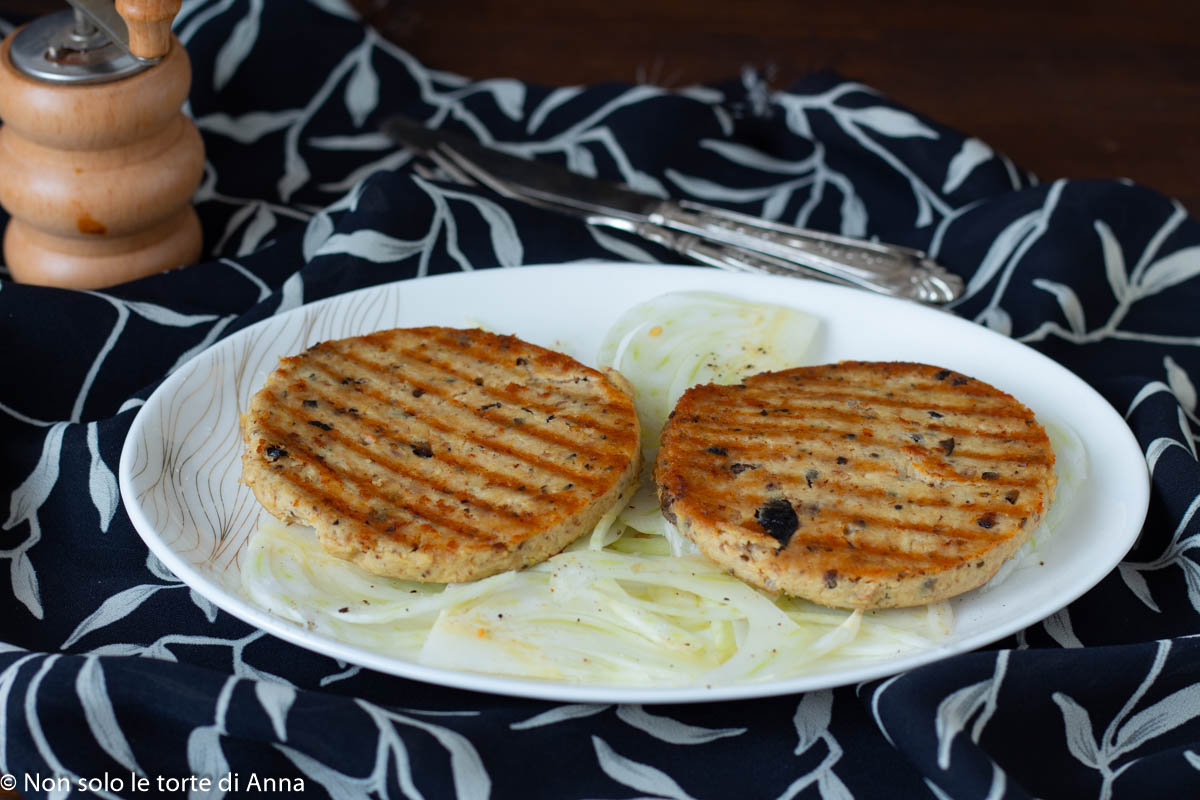 Chicken and Olive Burgers