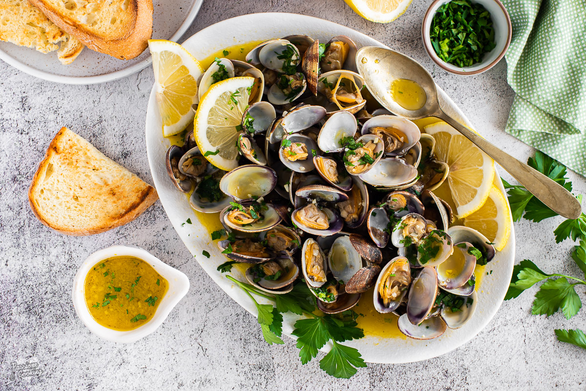 Clams with White Wine