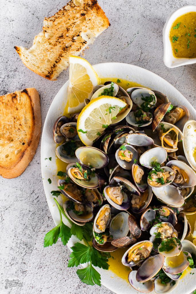 Clams with White Wine