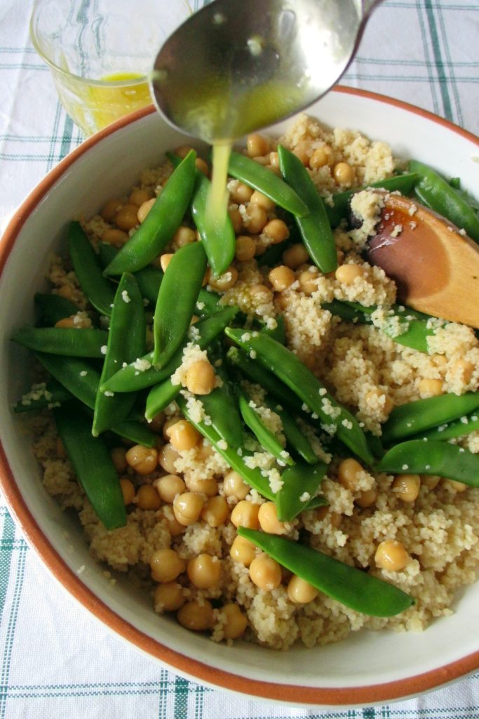 Couscous with chickpeas and snow peas with lemon and ginger, Mangia senza Pancia