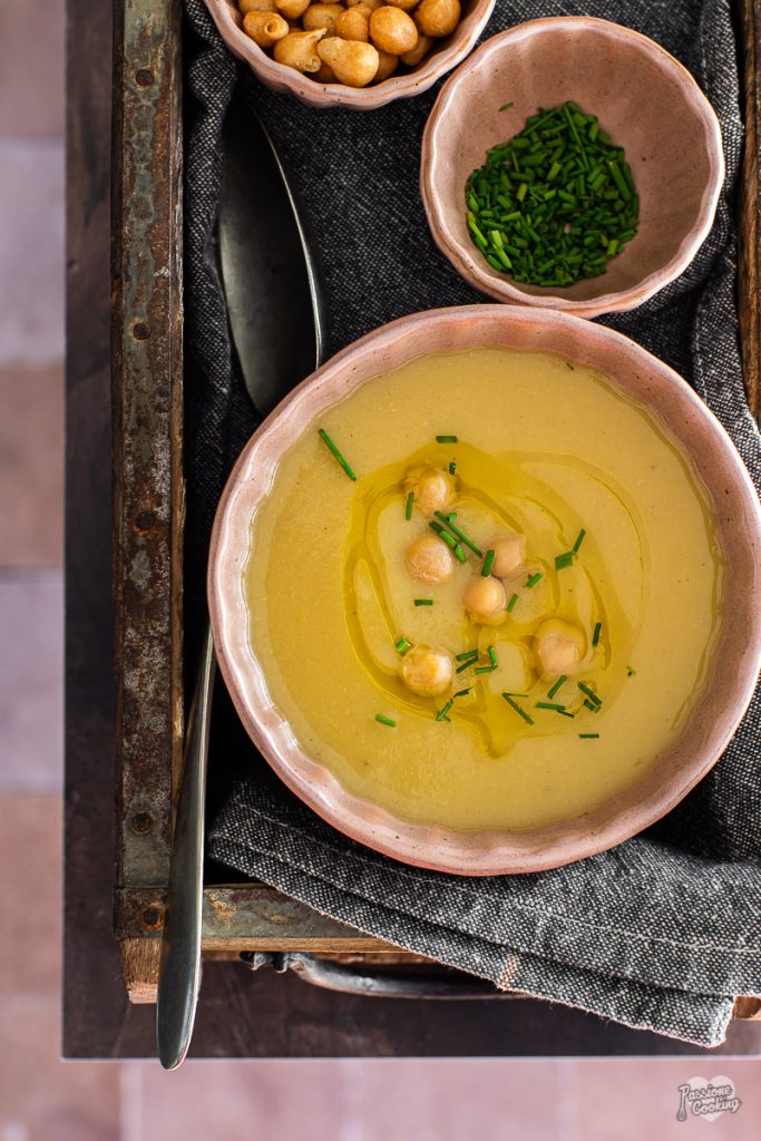 Creamy Potato and Chickpea Soup