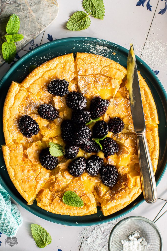 Creamy White Chocolate and Lemon Cake