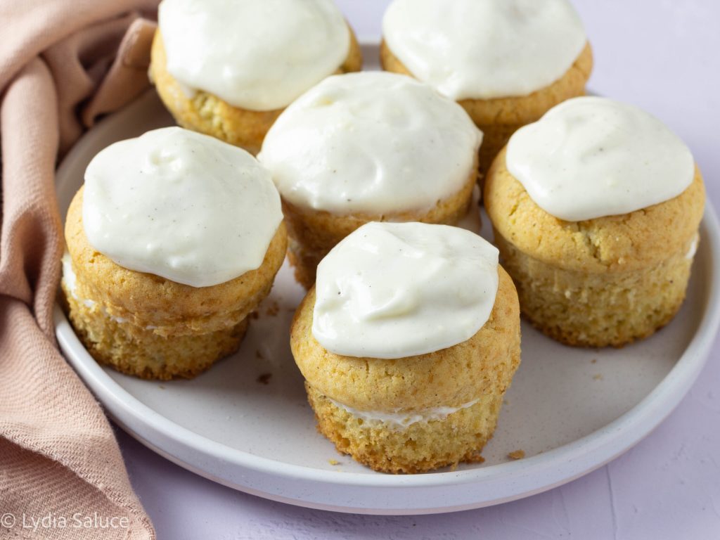 Cupcakes with sparkling wine frosting