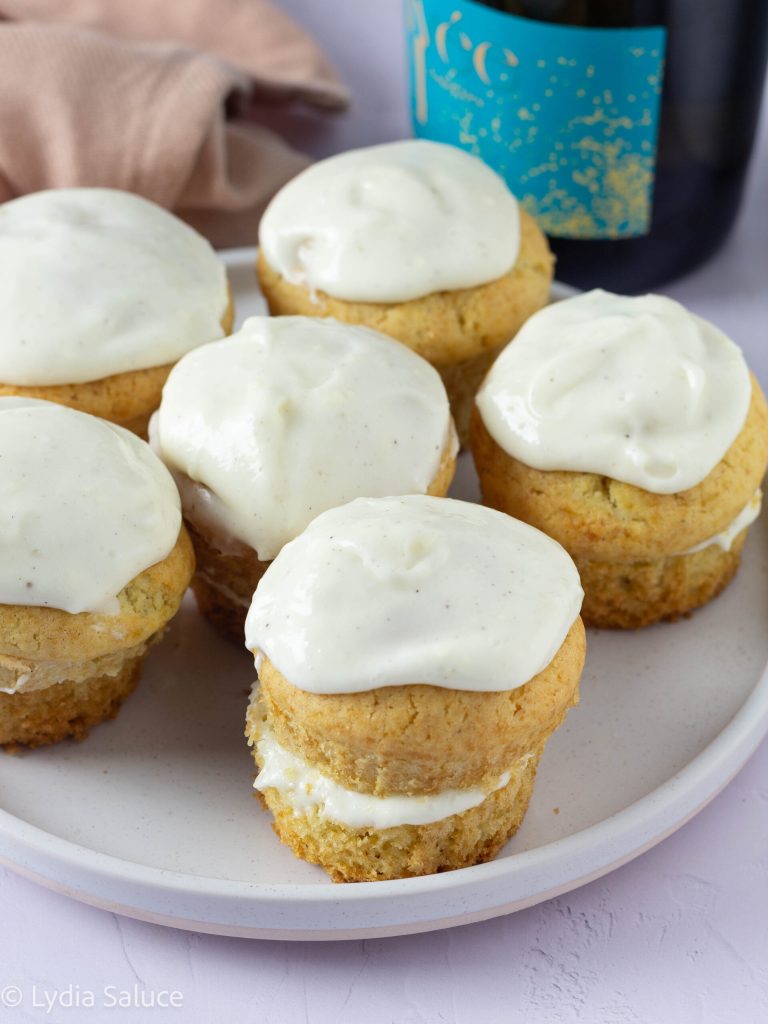 Cupcakes with sparkling wine frosting