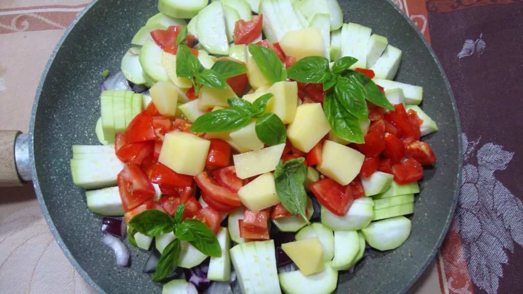 Sicilian Zucchini Stewed in a Pan