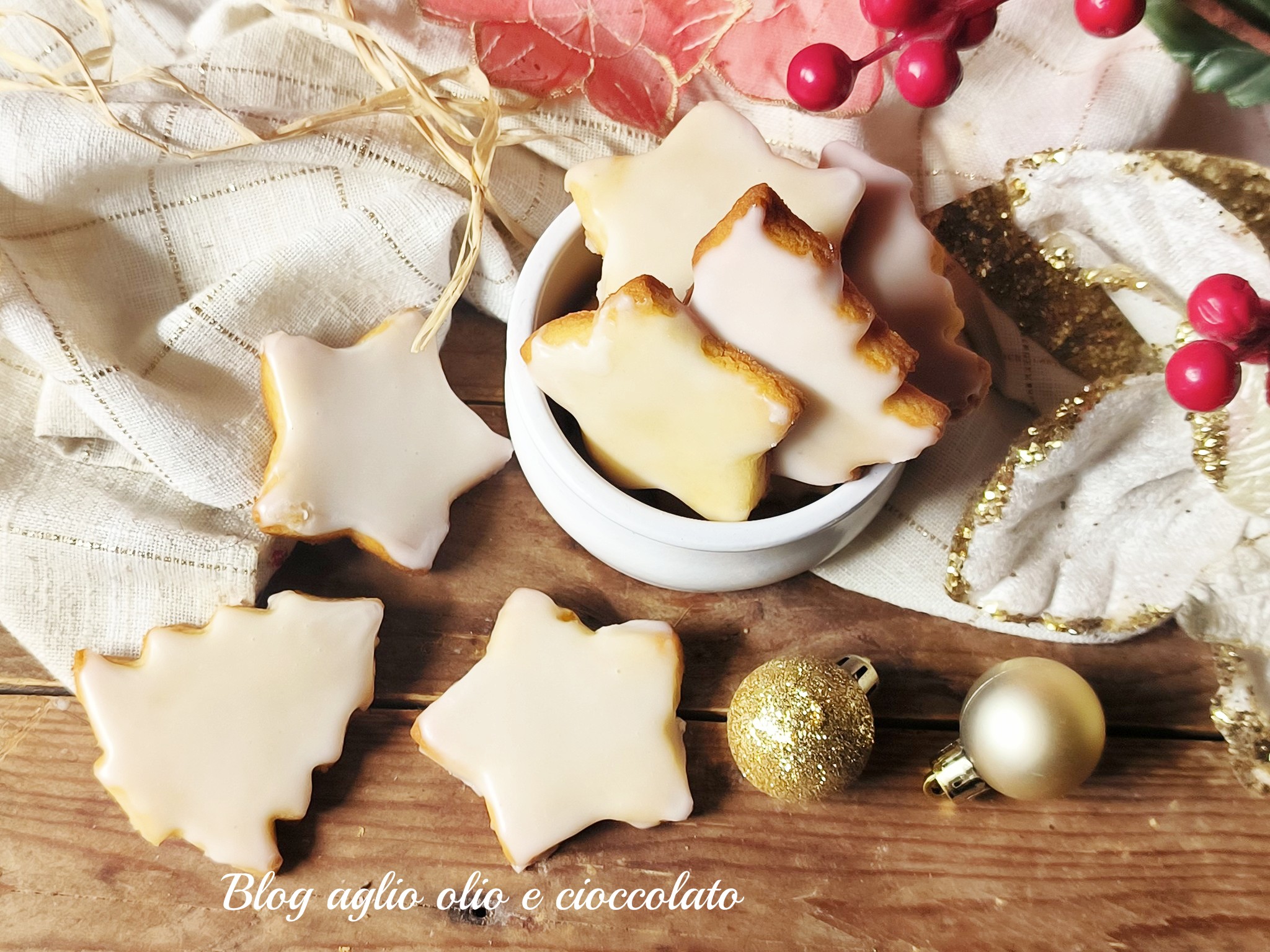 Egg-free and Butter-free Christmas Cookies with Simple and Quick Vegan Glaze