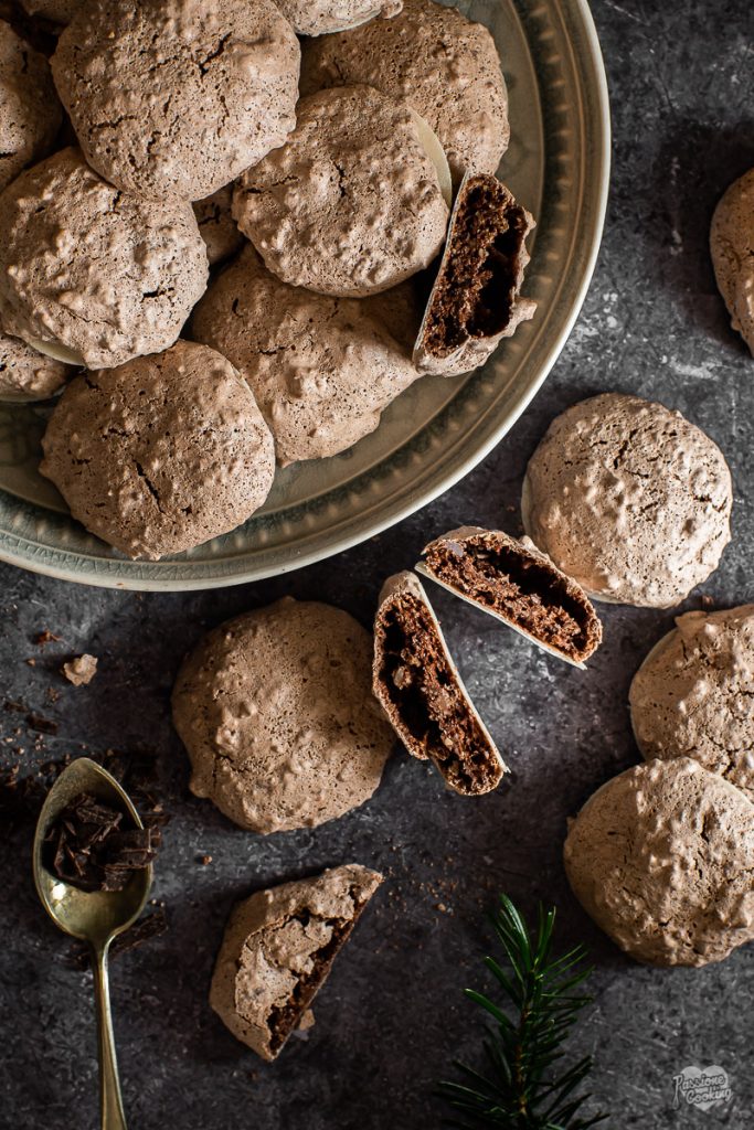 Hazelnut and Chocolate Meringues