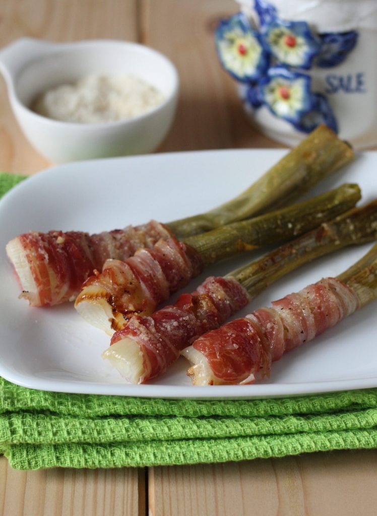 baked scallions with bacon