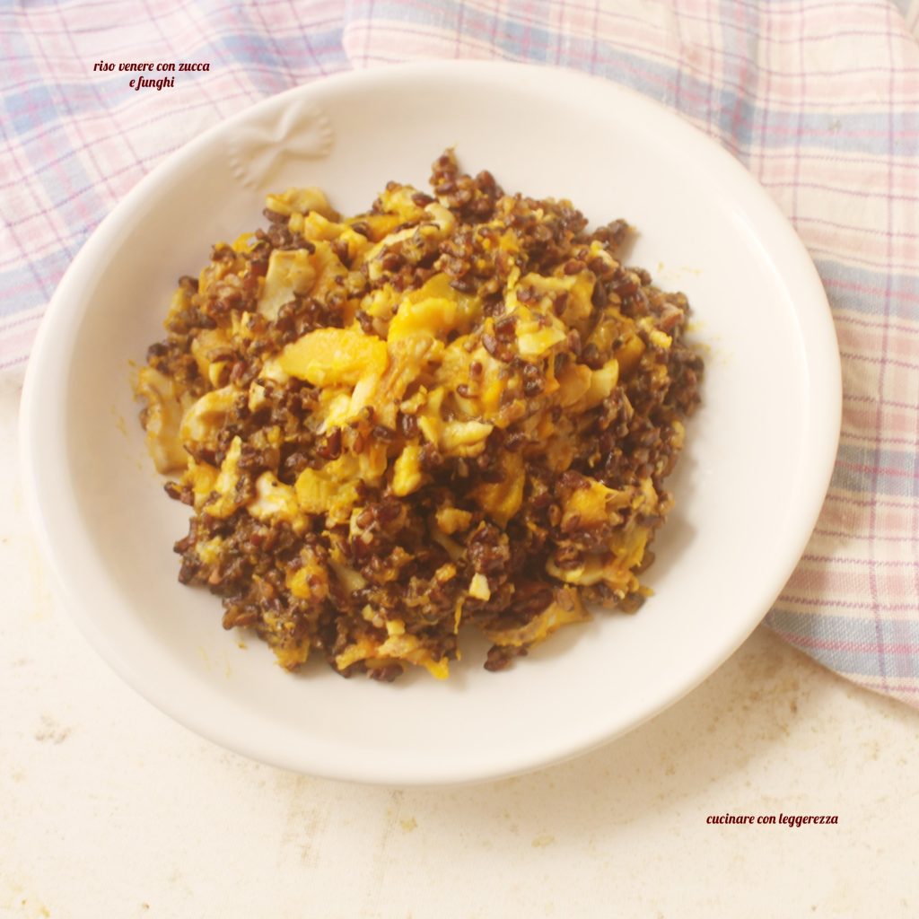 Venere rice with pumpkin and mushrooms