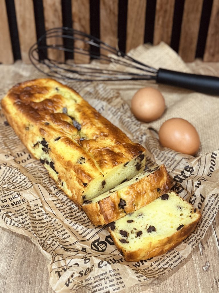Ricotta and Chocolate Chip Pound Cake