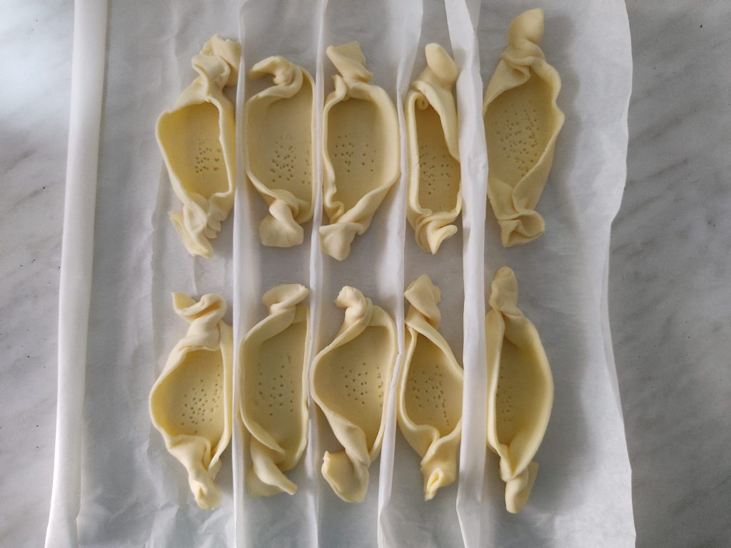 Salmon and Avocado Puff Pastry Boats