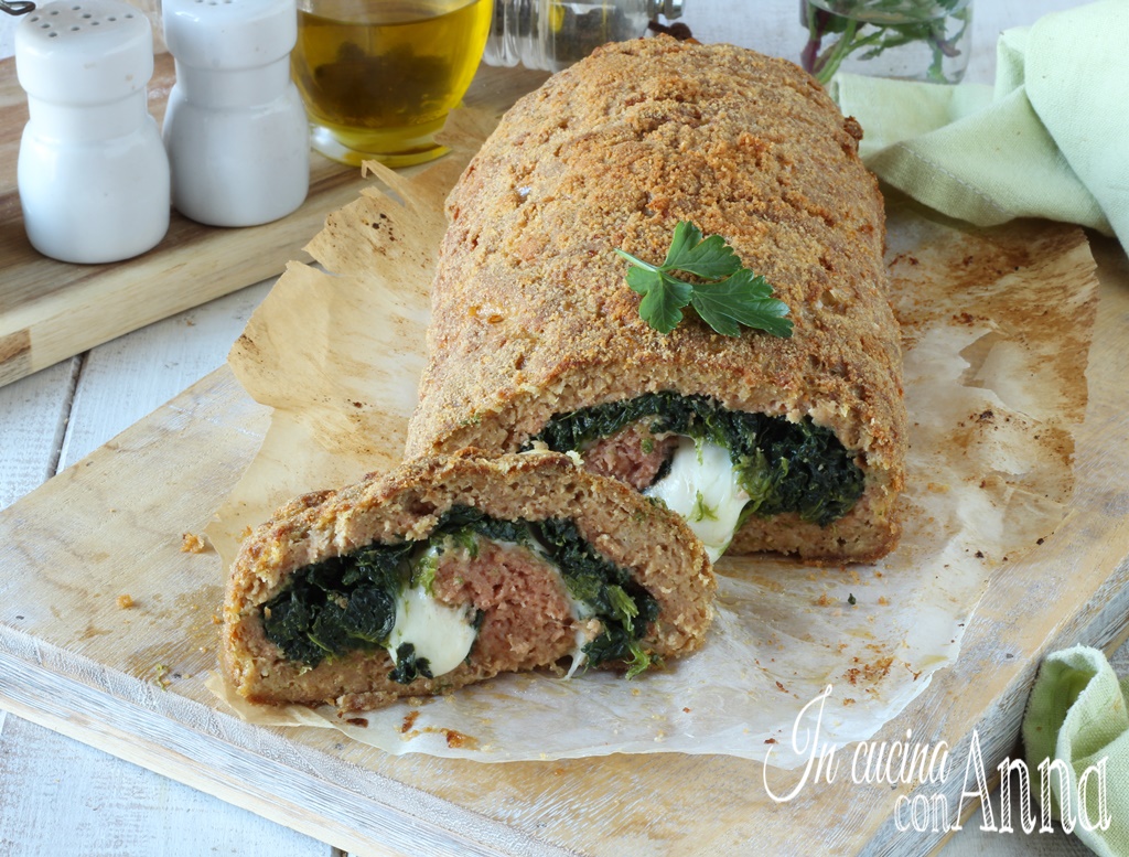 Meatloaf Stuffed with Spinach and Cheese