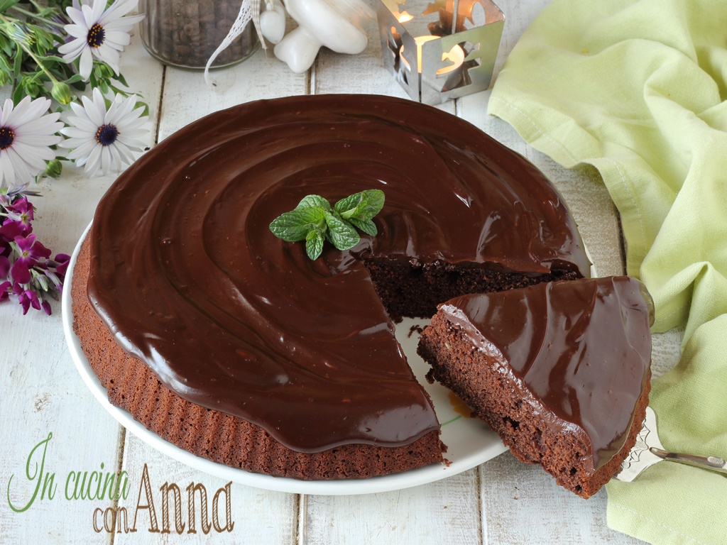 Chocolate Glazed Cake