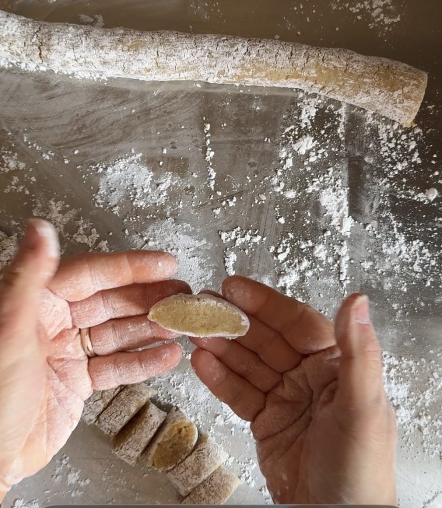 shaping ricciarelli of siena