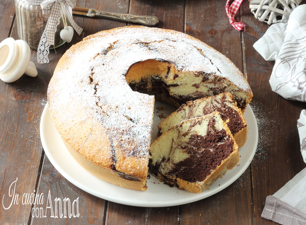 Cloud Marble Cake with Cocoa