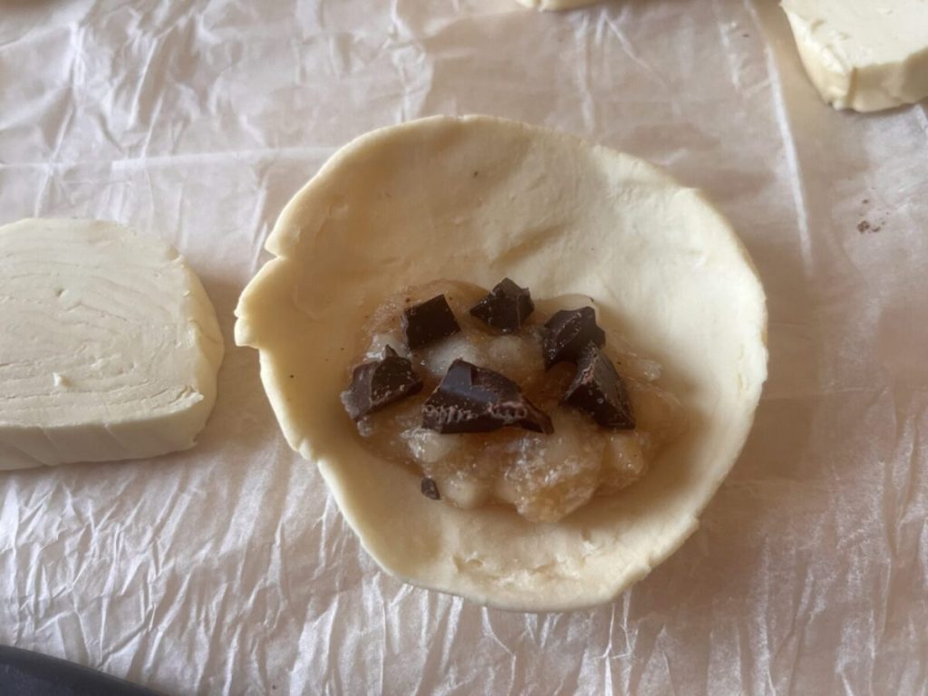 easy pear chocolate puff pastries