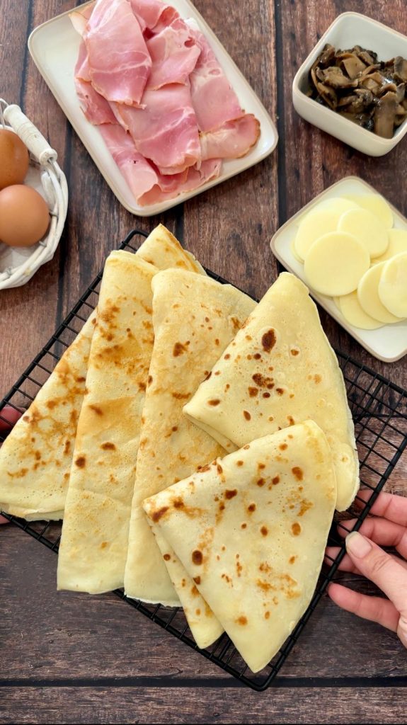 crepes with mushrooms