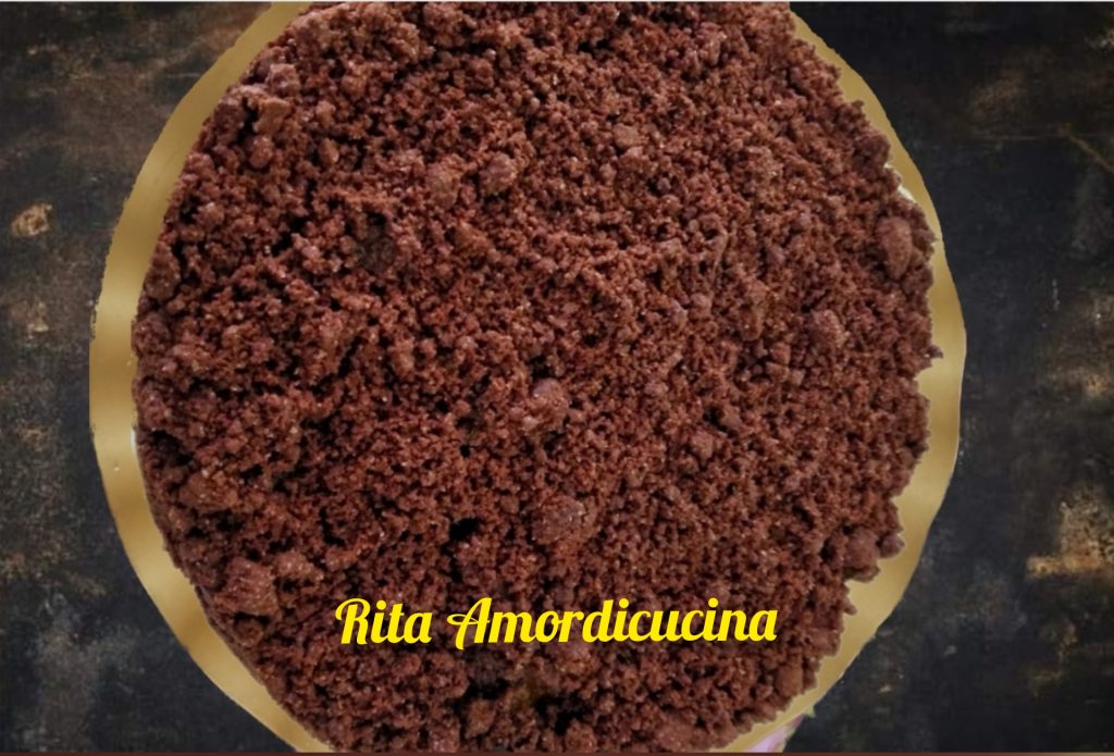 Crumble Cake with Espresso Cream