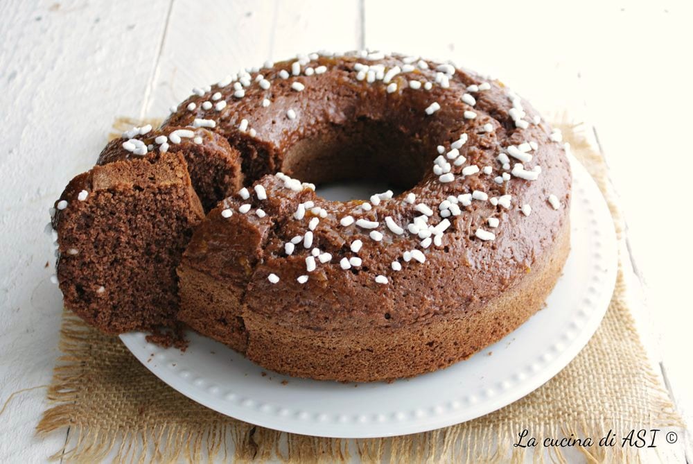 Oil and Cocoa Bundt Cake