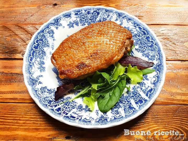 Pan-Seared Duck Breast: Easy Recipe