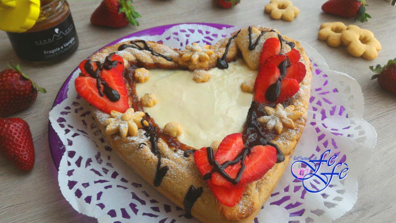 YOGURT TART WITH STRAWBERRY JAM AND DELICATE MASCARPONE CREAM