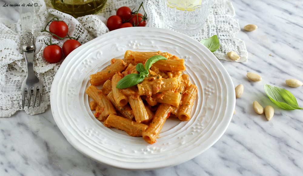 PASTA WITH TRAPANESE PESTO