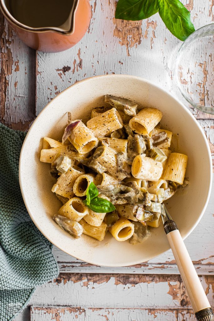 Pasta with Artichokes and Mascarpone