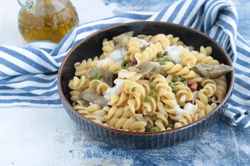 Pasta with Peas and Artichokes