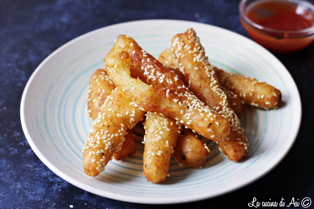 Potato sticks for the aperitif