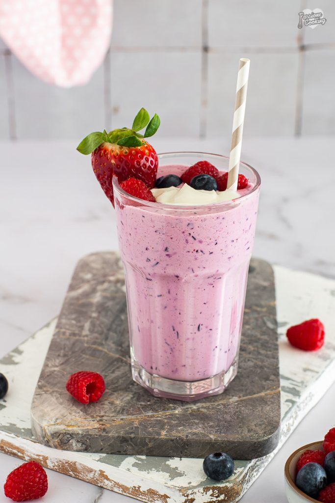 Protein shake with yogurt and blueberries