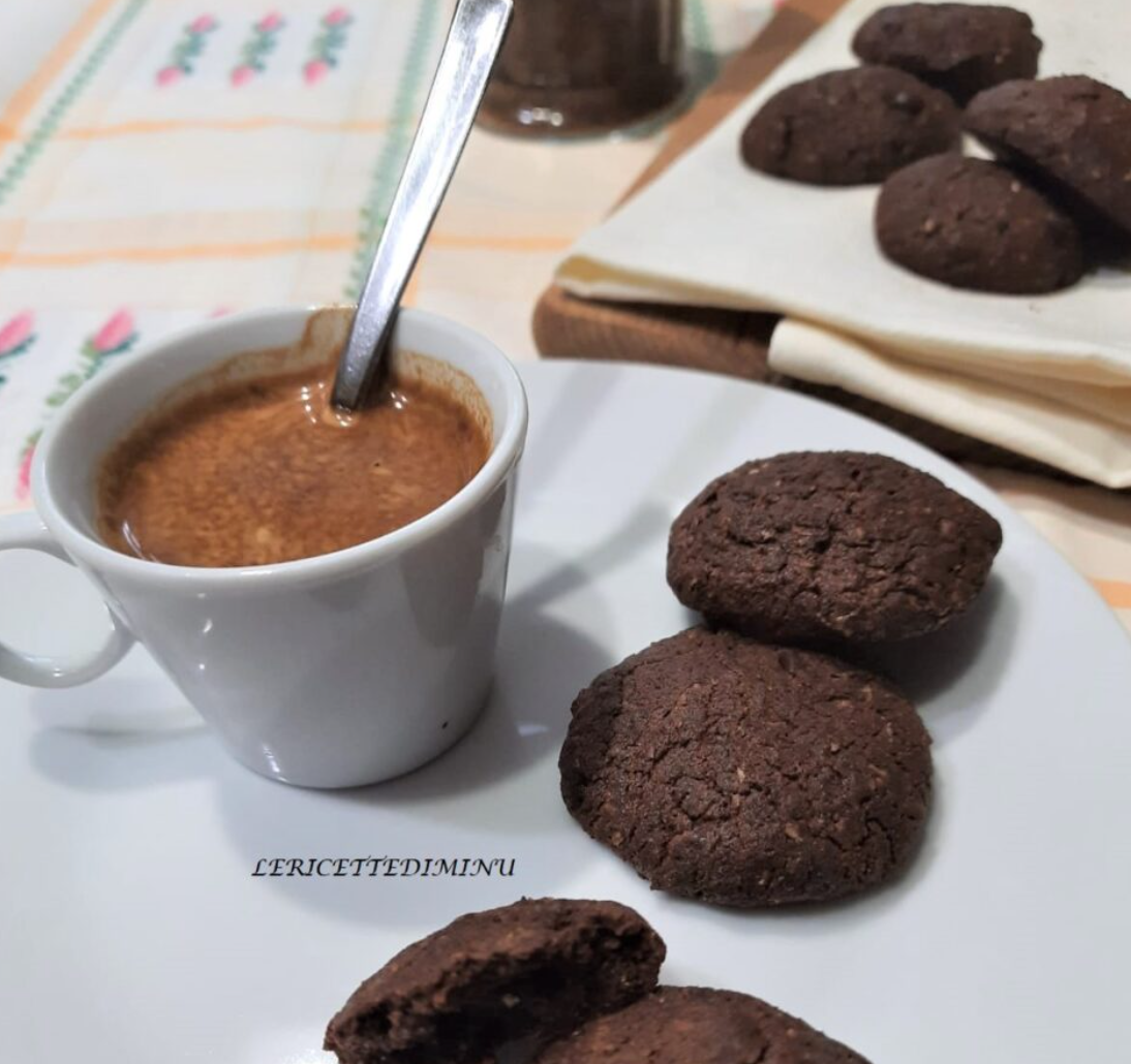 Whole Wheat Cocoa Cookies with Chocolate Chips