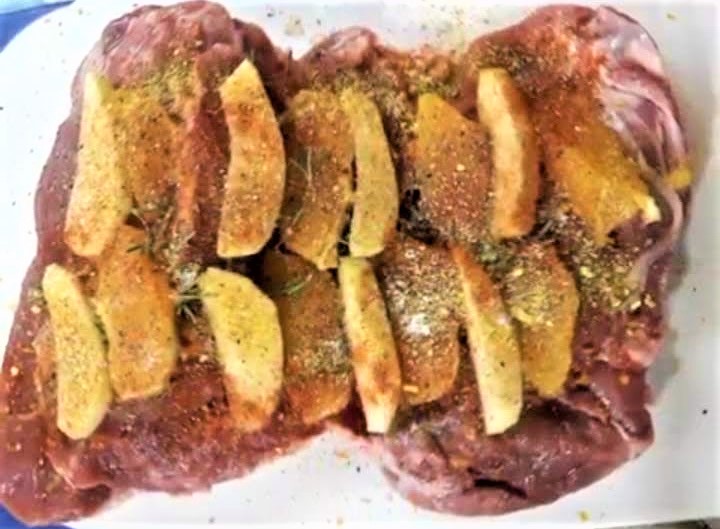 Stuffed Turkey with Golden Apples