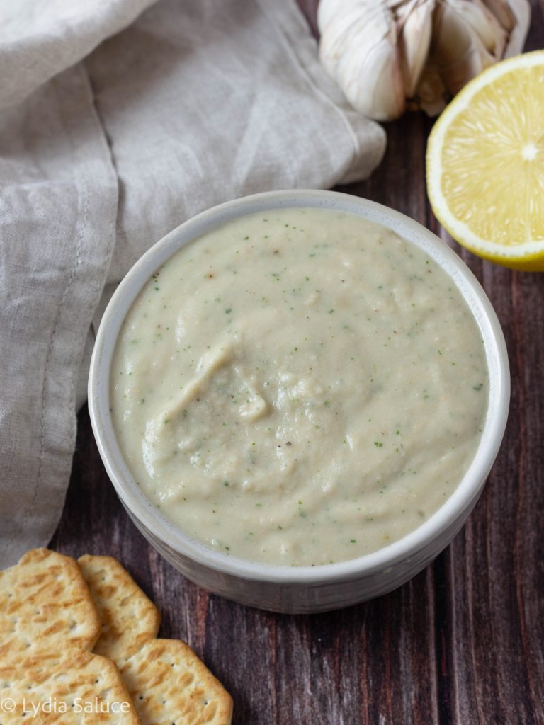 Lemon and Basil Bean Cream
