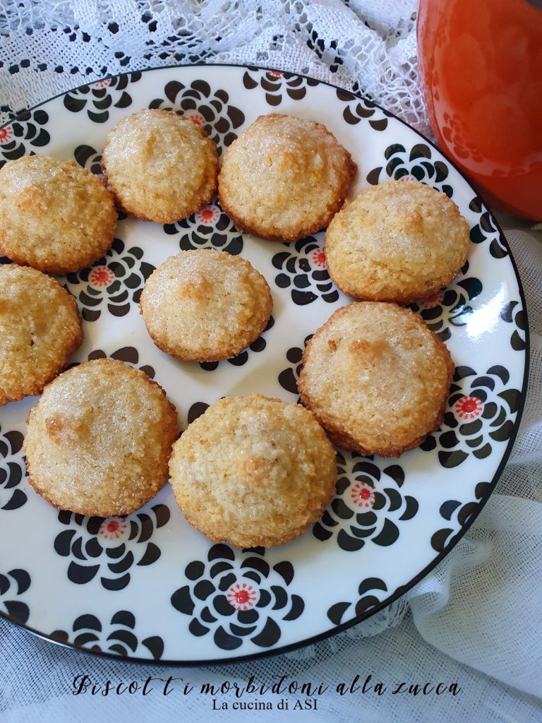 Soft Pumpkin and Almond Cookies