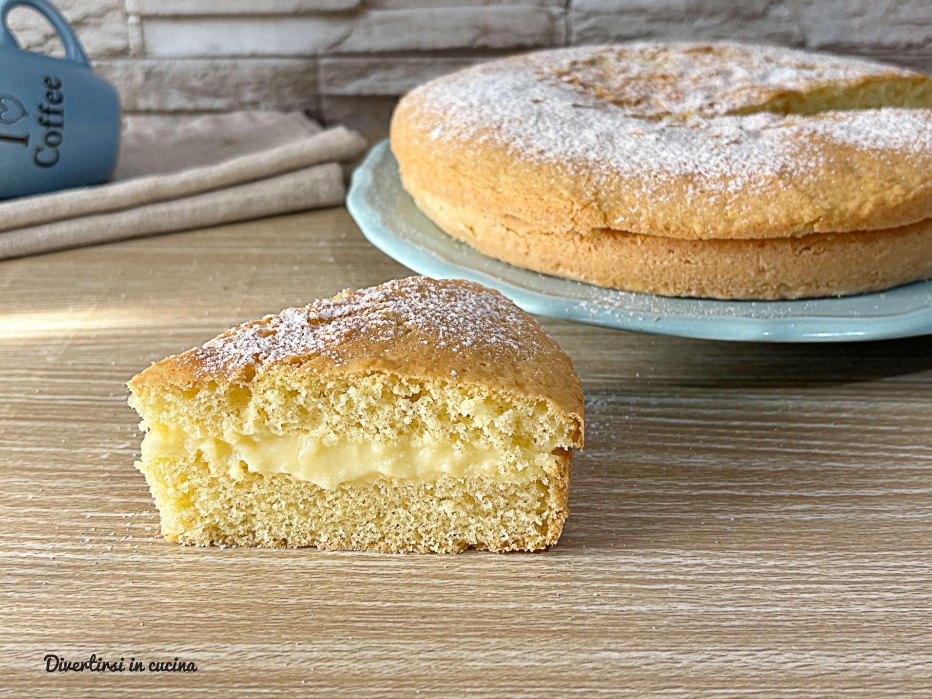 Soft Cake with Lemon Cream