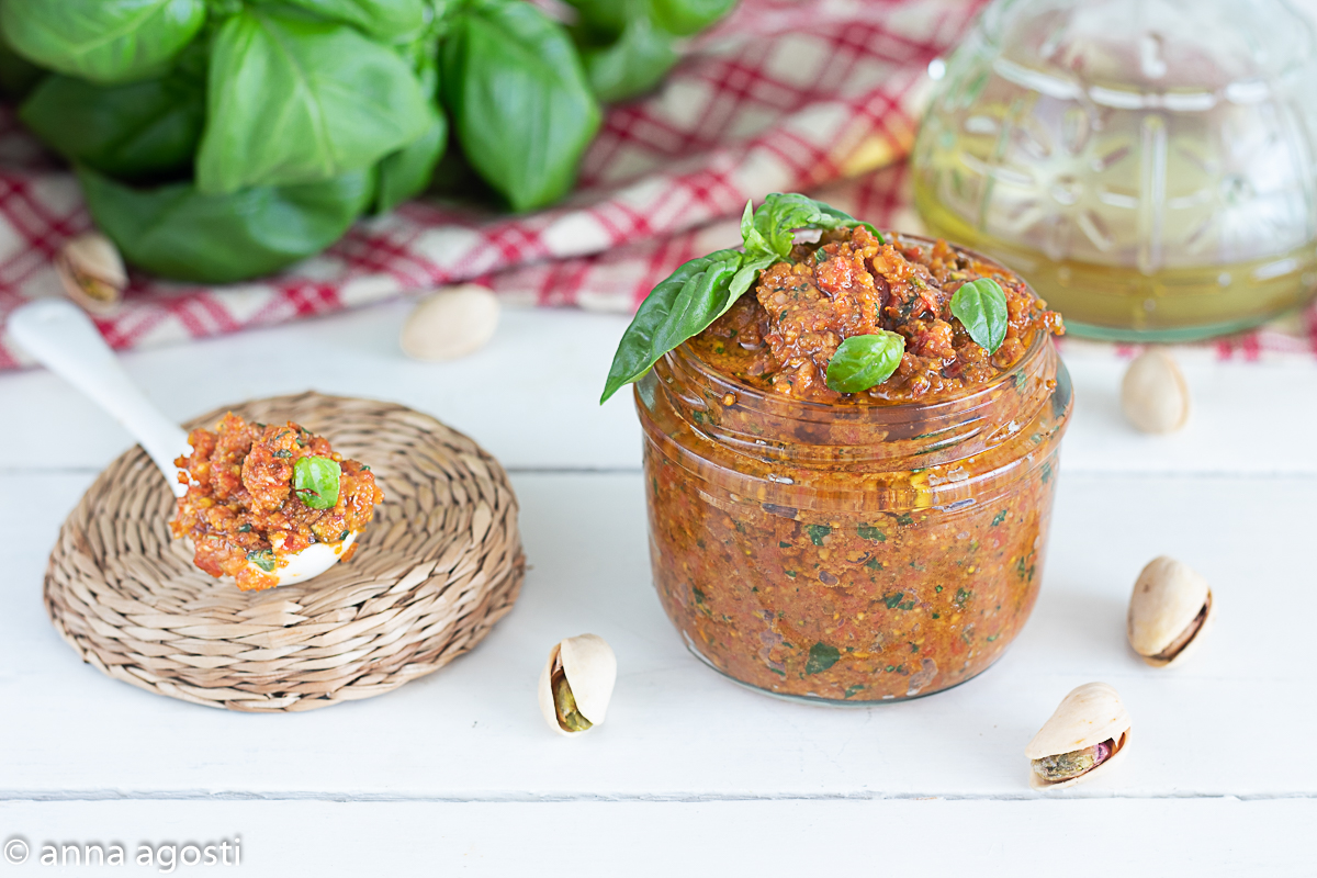 SUN-DRIED TOMATO AND PISTACHIO PESTO