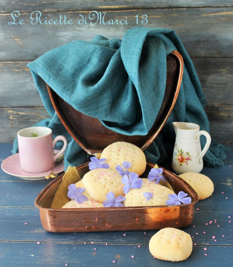 Sweet Mayonnaise Cookies