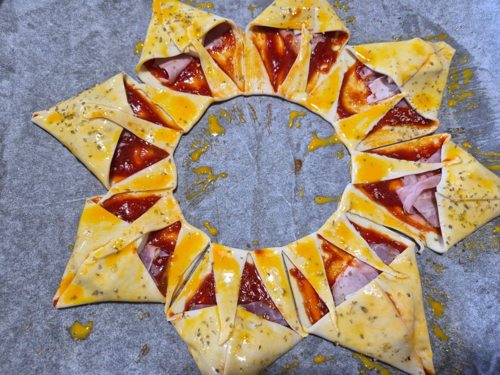 Savory Christmas Star with a Gooey Heart