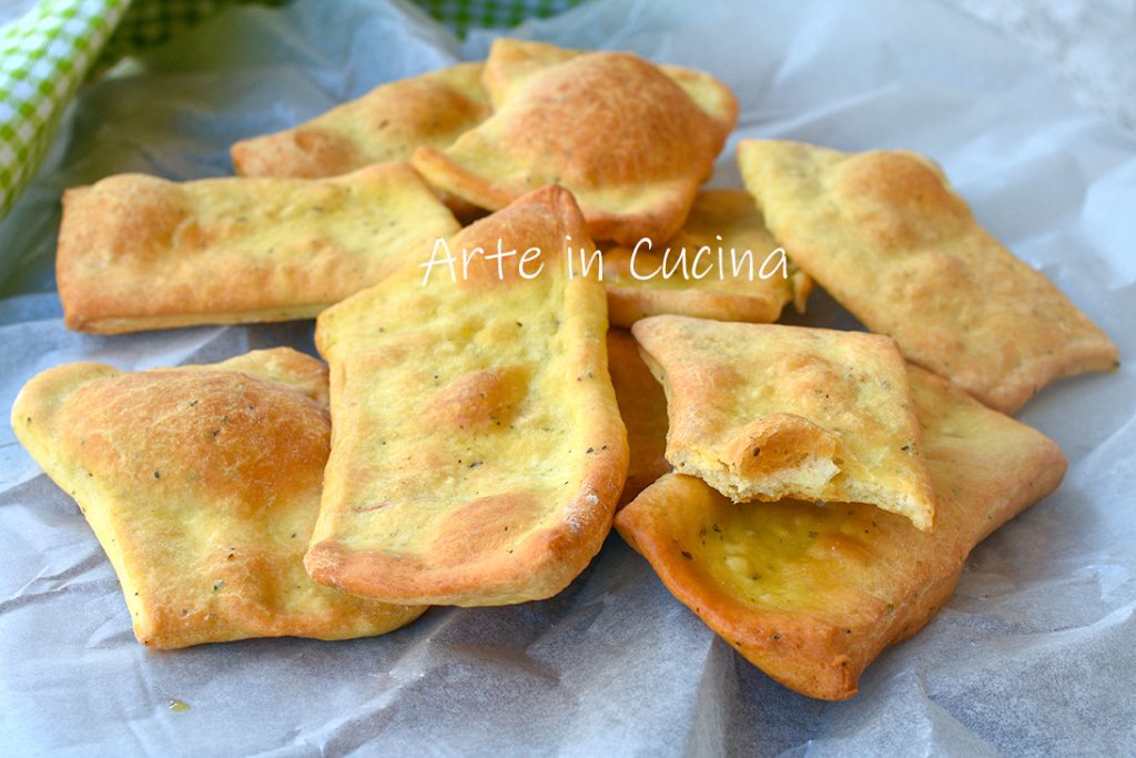 Abruzzo flatbreads with oregano